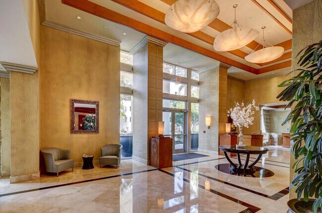 Building Photo - 7900 Harbor Island Dr