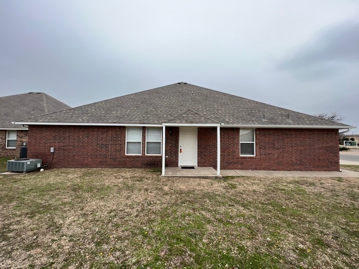 Foto principal - 1302 Commerce Dr Norma OK 73071