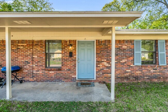 Foto del edificio - 503 Cromwell St