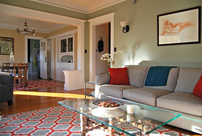 Foto del edificio - 2083 NW Johnson St