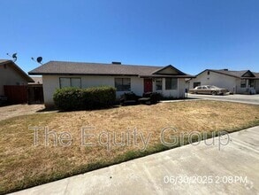 Building Photo - 1445 Cottage Pl