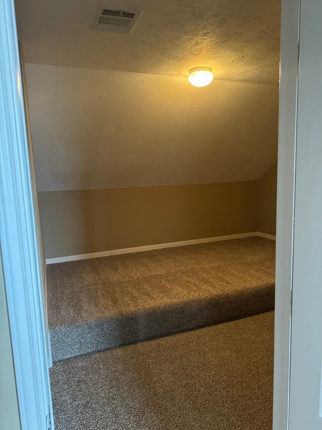 Building Photo - 11919 Canyon Rock Ln