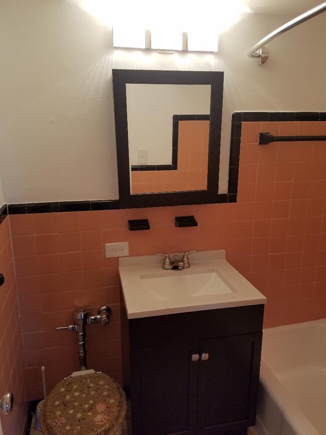 Photo - 505 Logan St Apartment