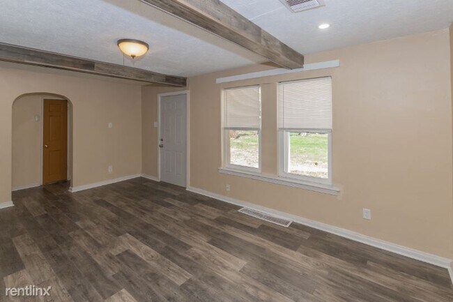 Building Photo - 2 br, 1 bath House - 3620 N Bancroft St