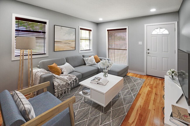 Foto del edificio - 1502 McCaulley St