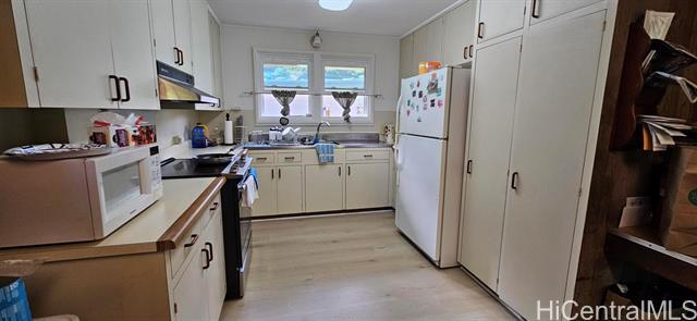 Building Photo - 44-749-749 Kaneohe Bay Dr