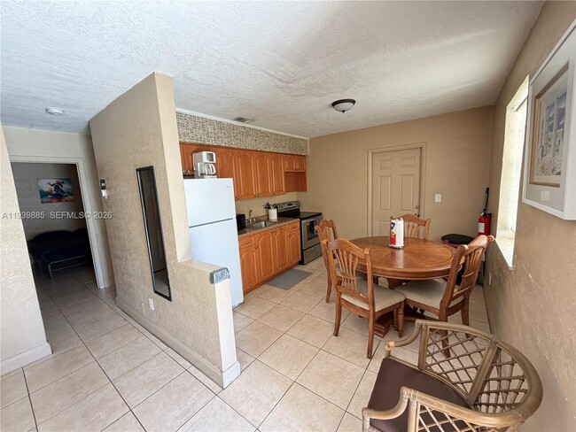 Foto del edificio - 212 SW 2nd Terrace