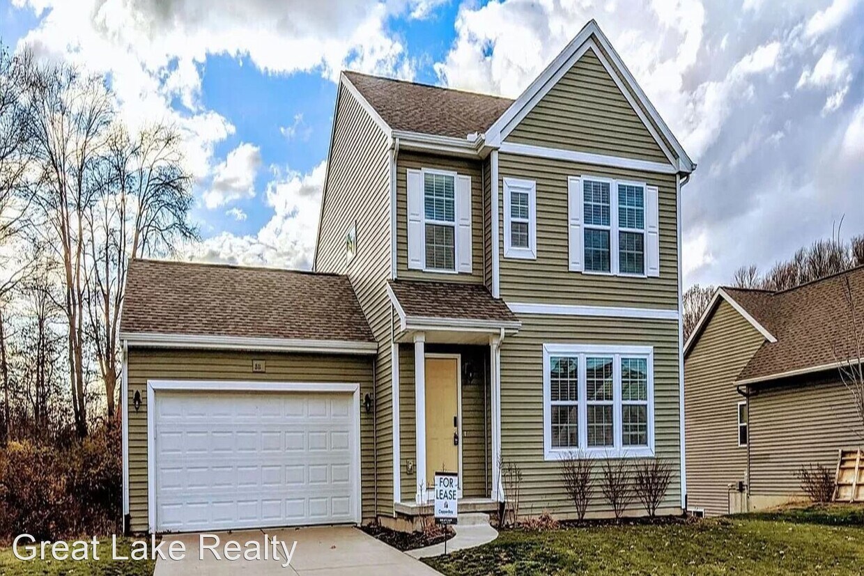 511 Oak Meadow Dr, Middleville, MI 49333 House Rental in Middleville