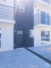 Building Photo - 5218 Auckland Ave