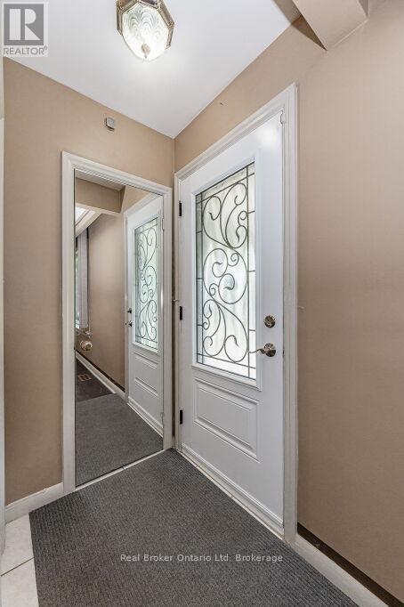 Building Photo - 195 Edinburgh Rd S