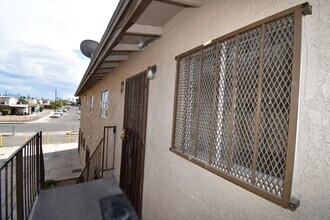 Building Photo - 2301 Stewart Ave