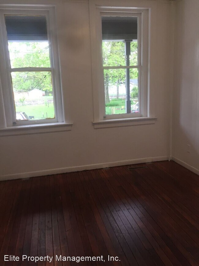 Building Photo - 1 br, 1 bath House - 229 Front St., Apt. 1