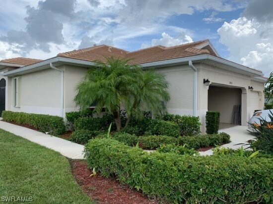 Primary Photo - 10435 Sirene Way