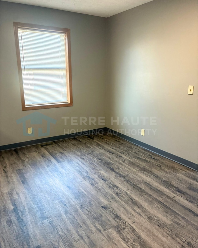 Área de comedor - 1515 Cruft St