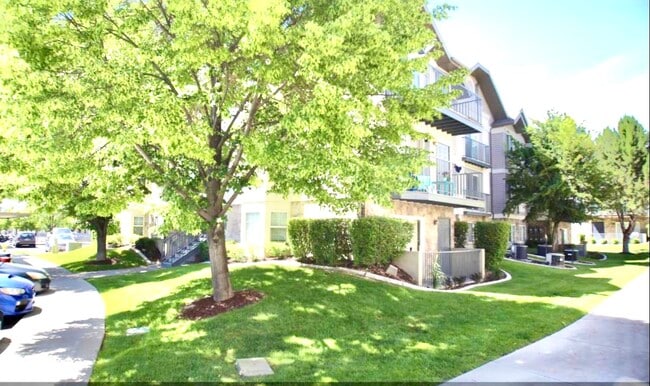 Building Photo - 1367 S 1150 W