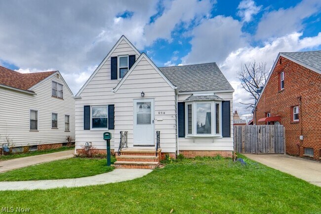 Foto del edificio - 8514 Deerfield Dr