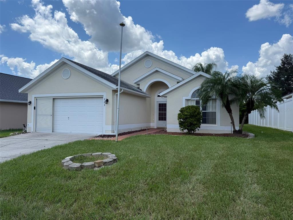 Primary Photo - 263 Wingdale Way