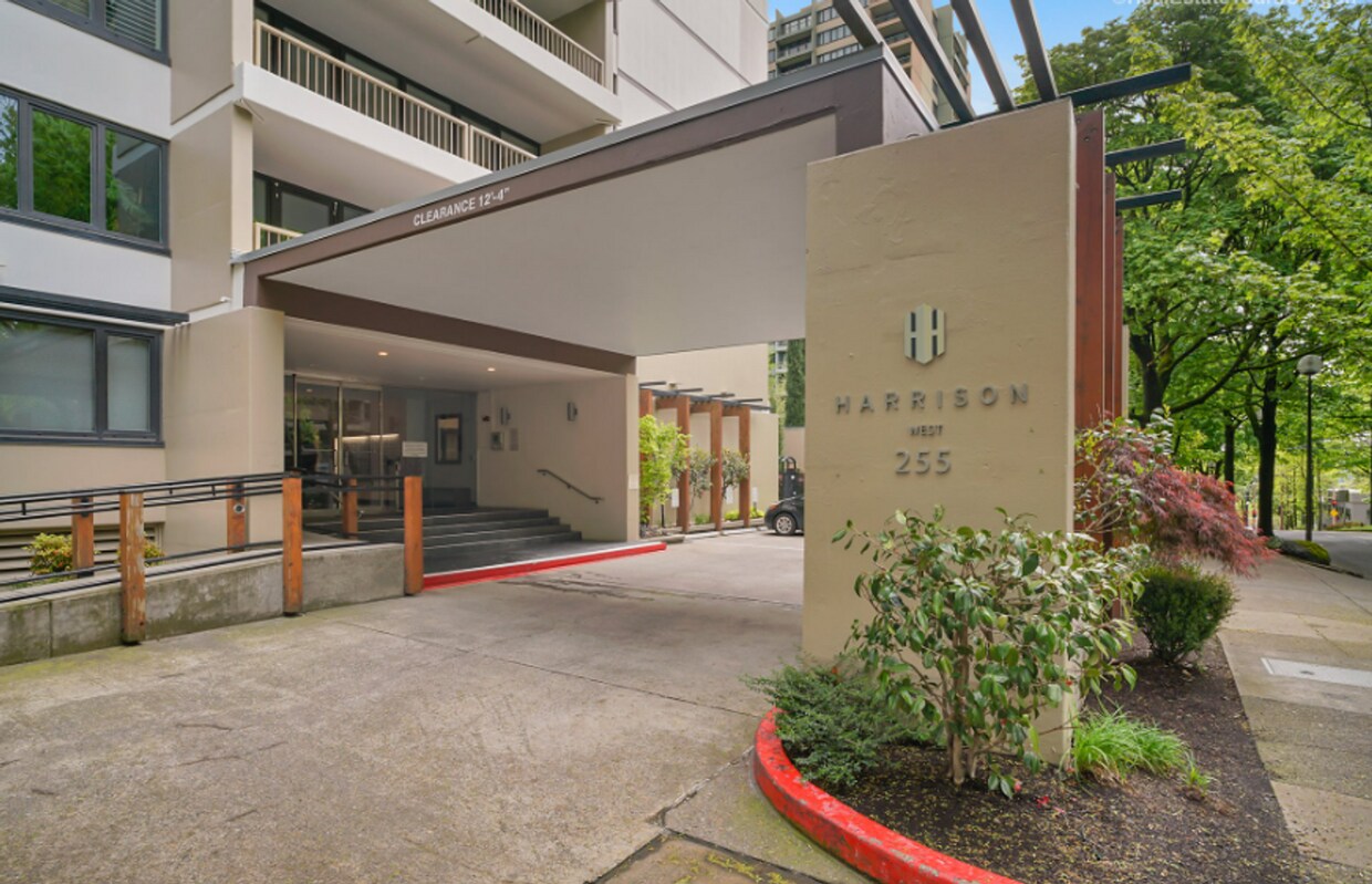 Foto principal - Stylish 1-Bedroom Condo in Prime South Dow...