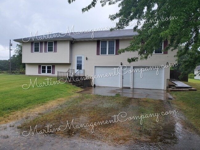 Foto del edificio - 115 Hazlett Rd