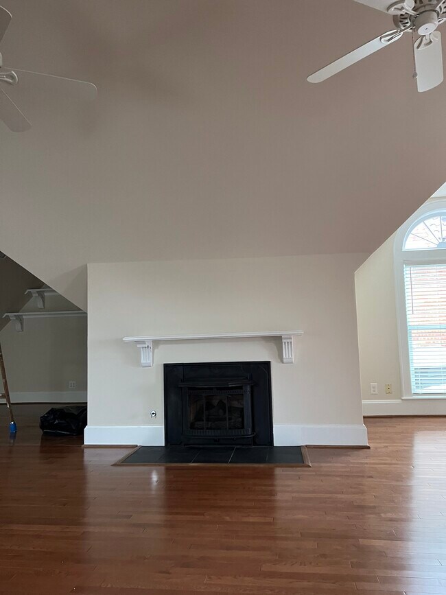 Building Photo - 432 Mowbray Arch