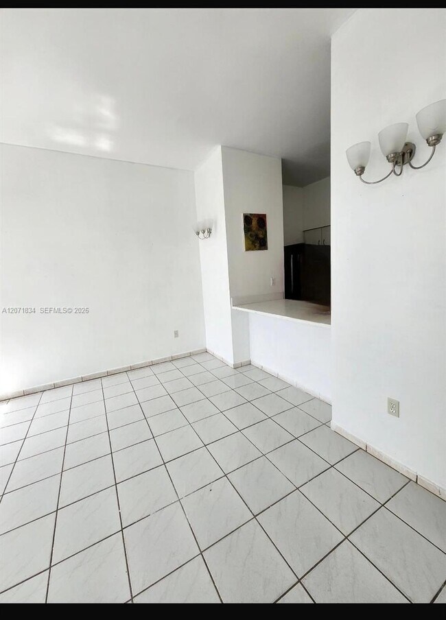 Foto del edificio - 7420 W 20th Ave