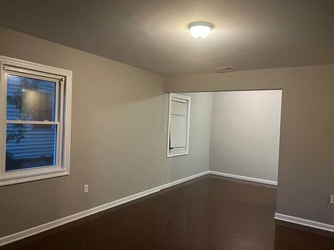 Foto del edificio - 48 Gibbons Ave