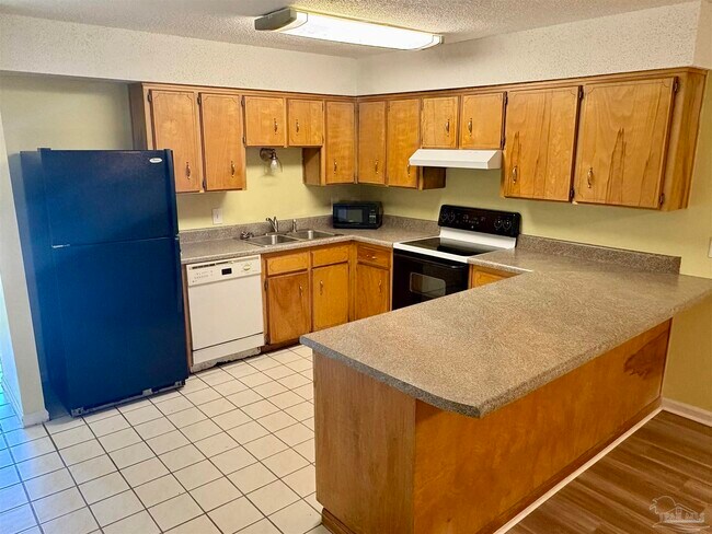 Foto del edificio - 193 E Burgess Rd