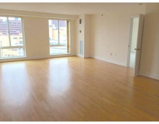 Building Photo - 83 Cambridge Pkwy