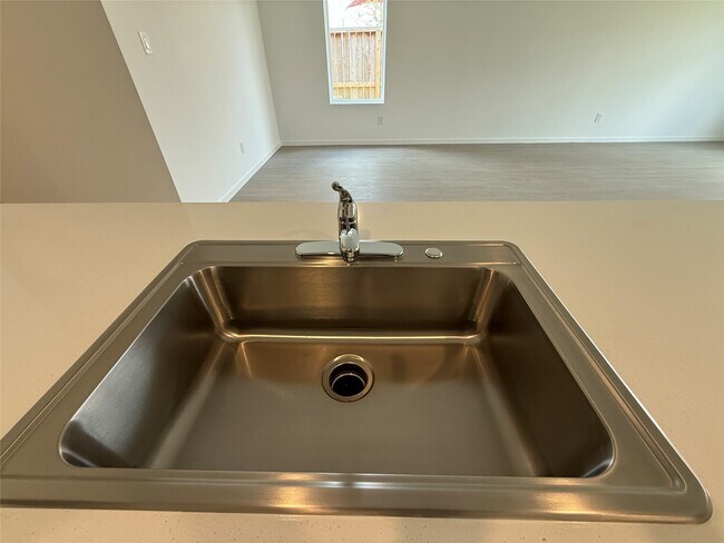 Foto del edificio - 29030 Grazing Plns Ln