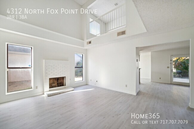 Building Photo - Beautiful 3 bedroom, 3bathroom home availa...