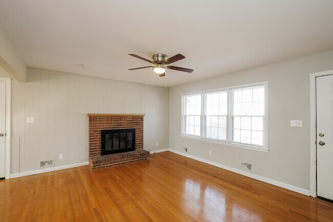 Foto del edificio - 10505 E 79th St