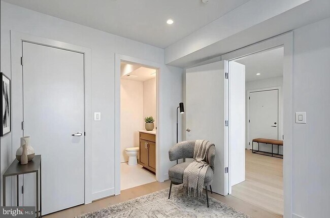 Foto del edificio - 5408 1st Pl NW