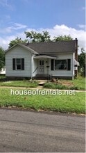 Building Photo - 611 E Boulevard St