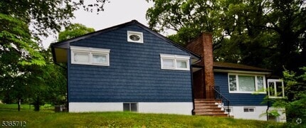 Building Photo - 53 Pine Grove Rd