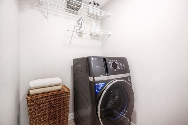 Interior Photo - Excelsior Shores