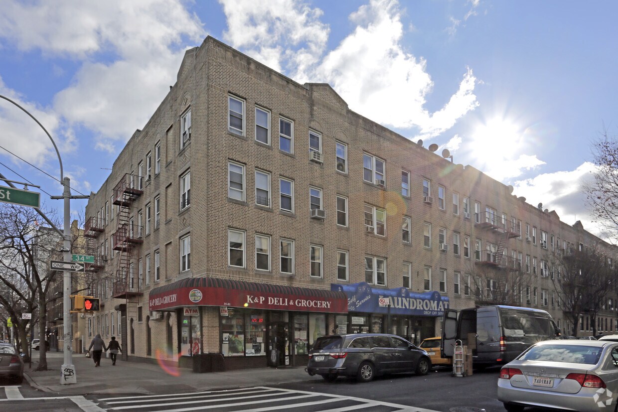 Foto principal - 35-15 34th St