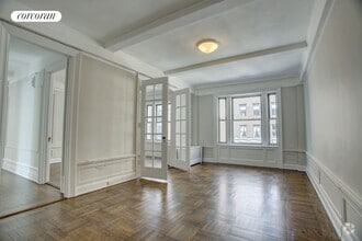 Building Photo - 250 W 104th St