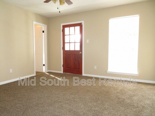 Building Photo - 4222 Balboa Cir