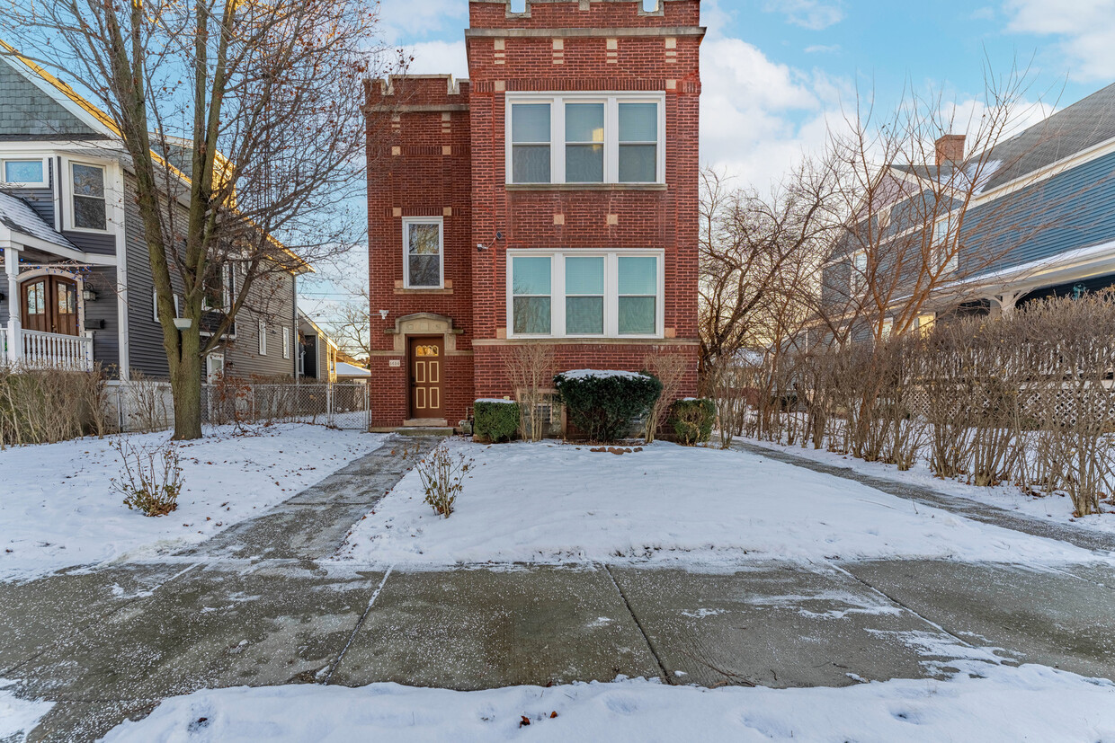 Foto principal - 6634 34th St