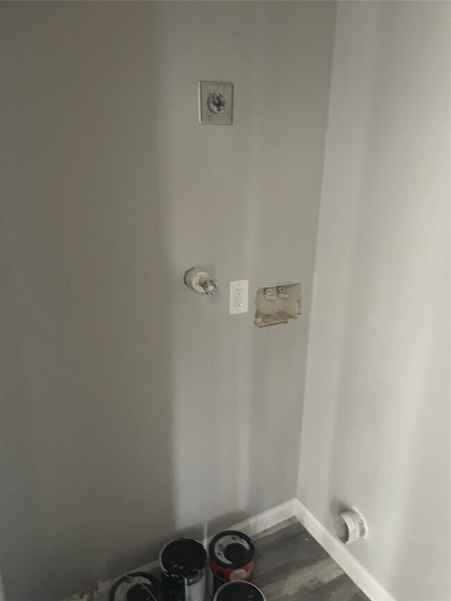Foto del edificio - 9216 E Avenue P