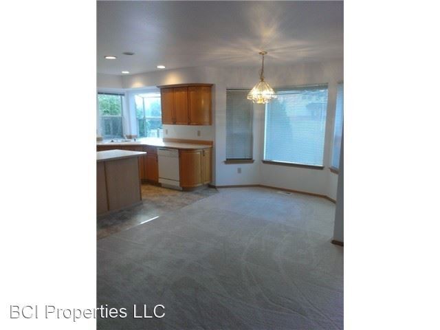 Foto del edificio - 4 br, 2.5 bath House - 4906-76th Ave Ct W