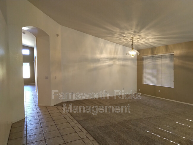 Foto del edificio - 292 W Shannon St