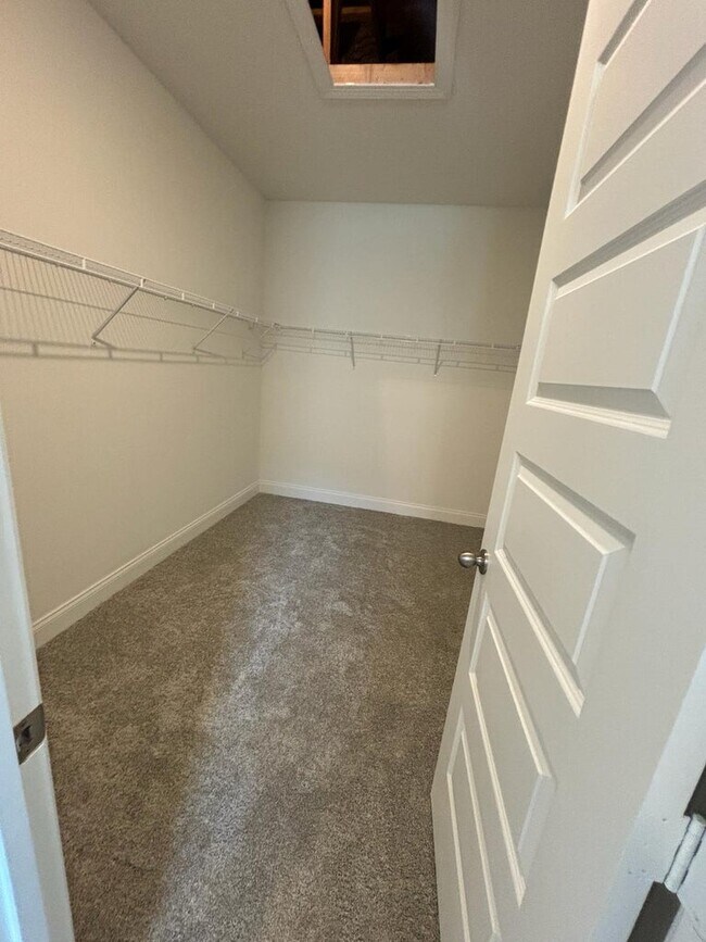 Building Photo - Dahlia Circle, Port St. Lucie, FL 34986 - ...