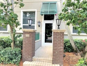 Building Photo - 510 NW 84th Ave