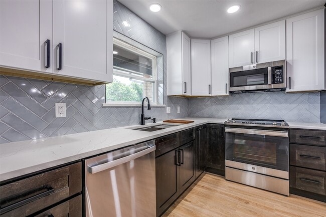 Building Photo - 1235 Mill Valley Dr