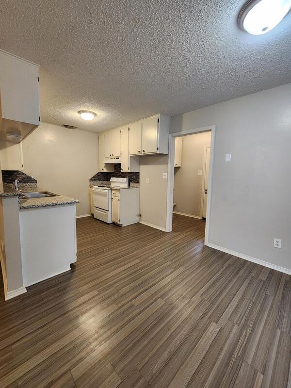 Building Photo - 13483 Rhudy Dr