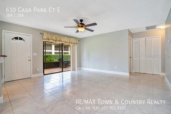 Building Photo - Casa Park Townhome For Rent in Tuscawilla!