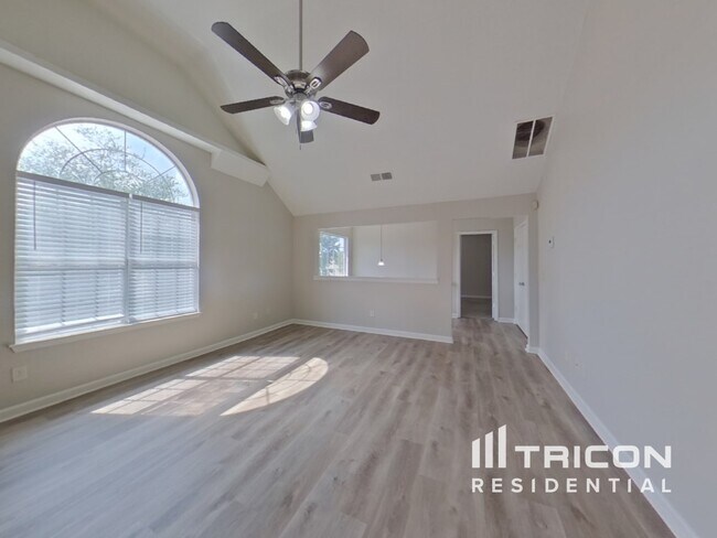 Foto del edificio - 868 Asbury Way