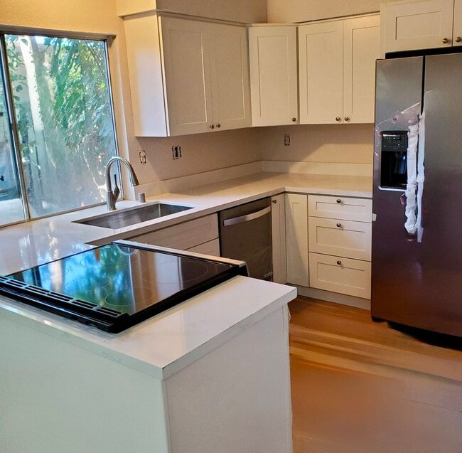 Photo - 491 Los Arboles Townhome