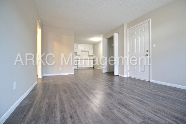 Primary Photo - Renovated w/ Free Google Fiber